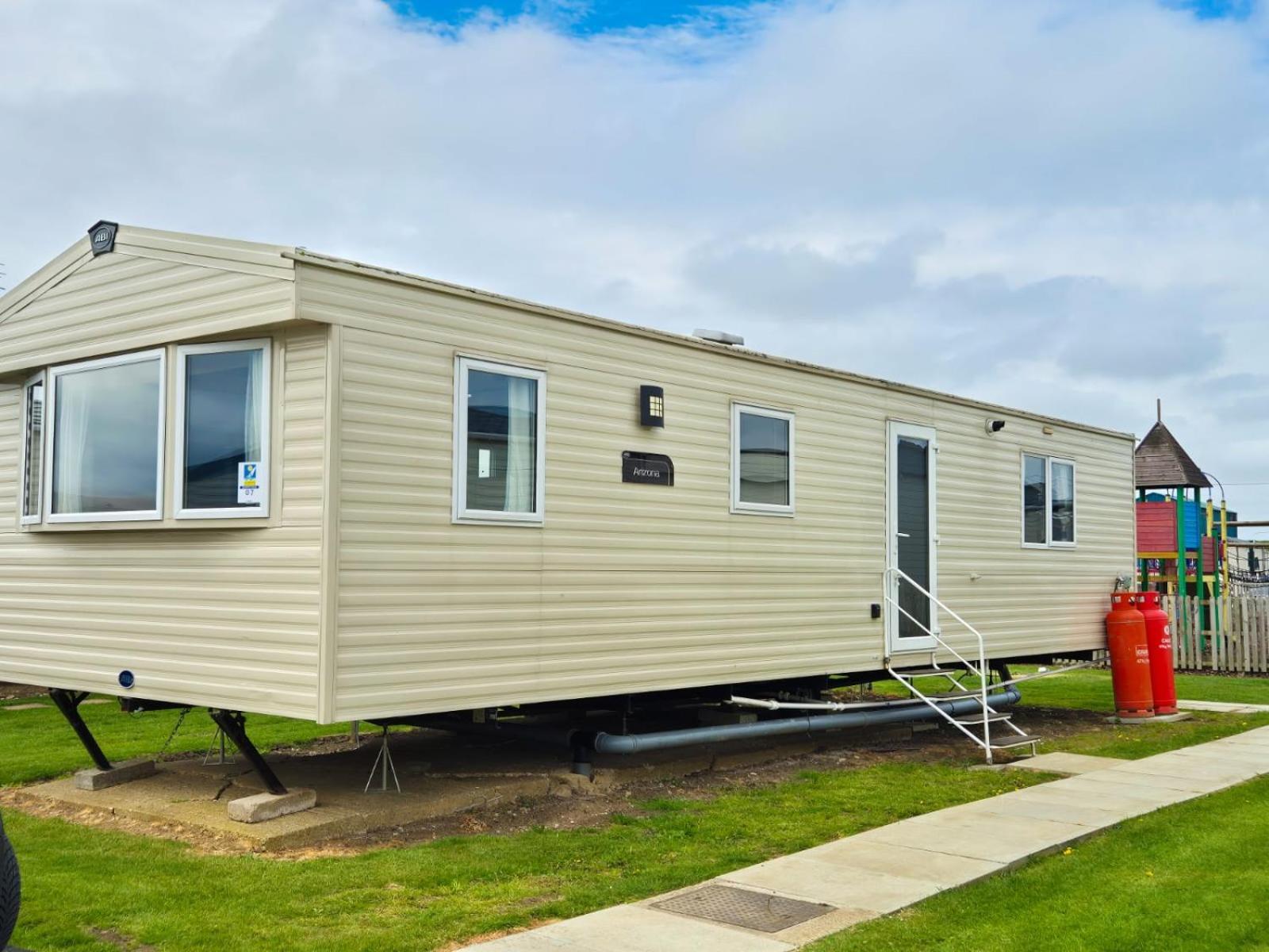 Whitstable - 2 Bedroom Sleeps 6 Seasalter Екстериор снимка